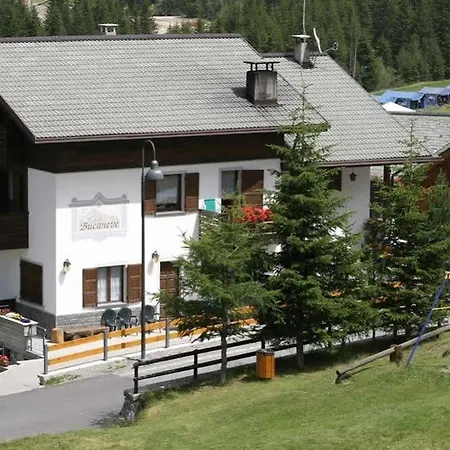 公寓式酒店 布坎内维木屋 圣卡特琳娜瓦尔夫