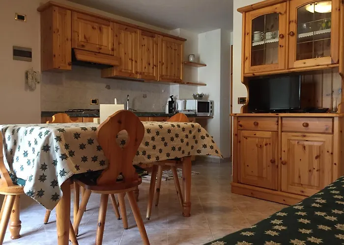 布坎内维木屋 4*